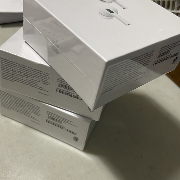 AirPods Pro 2 new Apple warranty